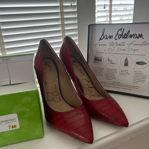 Sam Edelman - Picture 3 of 11